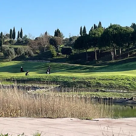 Esin Golf Apartment